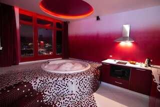 Апартаменты Odessa arkadiya 4 room and Jacuzzi Lux Одесса Апартаменты с 3 спальнями-16