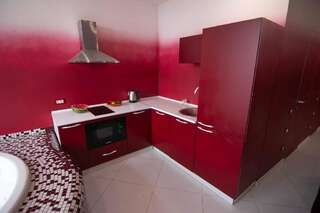 Апартаменты Odessa arkadiya 4 room and Jacuzzi Lux Одесса Апартаменты с 3 спальнями-24