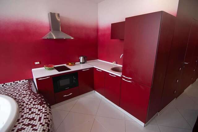 Апартаменты Odessa arkadiya 4 room and Jacuzzi Lux Одесса-13