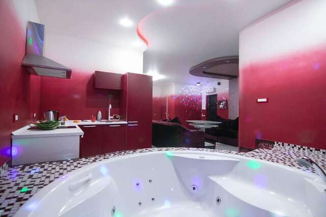 Апартаменты Odessa arkadiya 4 room and Jacuzzi Lux Одесса-20